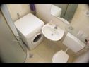 Apartementen Marin A1(2+2), A2(2+2) Biograd - Riviera Biograd  - Appartement - A1(2+2): badkamer met toilet
