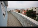 Apartementen Vese - 100 m from beach: A1(2+2), A2(2+2), A3(5+3), A4(2+2) Sveti Petar - Riviera Biograd  - Appartement - A3(5+3): terras