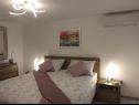 Apartementen Lemar - with parking: A2 ANTIQUE(4), SA3(2), A5 YELLOW SKY(2), A6 LIGHT(2+1) Bol - Eiland Brac  - Appartement - A6 LIGHT(2+1): slaapkamer