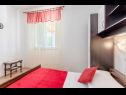 Apartementen Matko - 3 Bedrooms Apartment: A2(6) Mirca - Eiland Brac  - Appartement - A2(6): slaapkamer