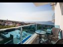 Apartementen Dragan - with pool and seaview: A2(4), A3(5) Postira - Eiland Brac  - Appartement - A2(4): terras
