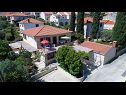 Apartementen Smilja - great location: A1(6+1) Gornji-Pašike, A2(4+1) Donji-Pašike Supetar - Eiland Brac  - huis