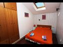 Apartementen Aldica - 300 m from sea: A1(6) Supetar - Eiland Brac  - Appartement - A1(6): slaapkamer
