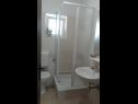 Apartementen Marija - 70m from sea: A1(5), A2(3) Supetar - Eiland Brac  - Appartement - A2(3): badkamer met toilet