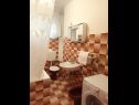 Apartementen Mira - affordable & comfortable: A1(5) Supetar - Eiland Brac  - Appartement - A1(5): badkamer met toilet