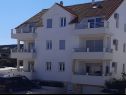 Apartementen Louis - 250m to the beach: A1(6) Supetar - Eiland Brac  - huis