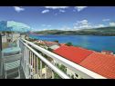 Apartementen Hazi 1 - 150m from sea: A1 Trogir(4+2), A2 Mastrinka(4+2) Mastrinka - Eiland Ciovo  - Appartement - A2 Mastrinka(4+2): uitzicht