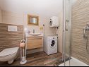 Apartementen Tamara - great view: A1(2) Okrug Gornji - Eiland Ciovo  - Appartement - A1(2): badkamer met toilet