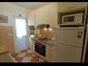 Apartementen Milena - beautiful & close to the beach: A1(5) Okrug Gornji - Eiland Ciovo  - Appartement - A1(5): keuken