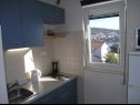 Apartementen Aurelius - relaxing with gorgeous view A1 Luce (4+2), A2 Marin(2+2), A3 Maja(4+2), A4 Duje(2+2) Okrug Gornji - Eiland Ciovo  - Appartement - A1 Luce (4+2): keuken