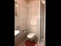 Apartementen Jozefina A1(4), SA2(2) Crikvenica - Riviera Crikvenica  - Appartement - A1(4): badkamer met toilet