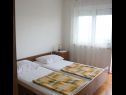 Apartementen Ivan A1 I kat(8), A2 II kat(8) Crikvenica - Riviera Crikvenica  - Appartement - A2 II kat(8): slaapkamer