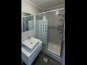 Apartementen Alen 1 A3(2+2), SA4(2) Crikvenica - Riviera Crikvenica  - Appartement - A3(2+2): badkamer met toilet
