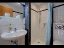 Apartementen Miro SA1(2), SA3(2), A2 Maisonette(2+2), A4(6+2), A5(6+2)  Crikvenica - Riviera Crikvenica  - Studio-appartment - SA3(2): badkamer met toilet