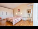 Apartementen Ivan - sea view & serenity: A2(5+1) Bozava - Eiland Dugi otok  - Appartement - A2(5+1): slaapkamer