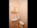 Apartementen Dari - 120 m from sea: A1(2+2), A2(2+2), SA3(2+1), SA4(2) Jelsa - Eiland Hvar  - Studio-appartment - SA3(2+1): badkamer met toilet