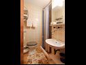 Apartementen Emily - 50m from beach; A1(2), A2(2), A3(2), A4(2), A5(4+1) Vrboska - Eiland Hvar  - Studio-appartment - A3(2): badkamer met toilet