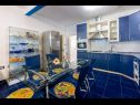 Apartementen Mila - in blue: A1(4+2), A2(5+1), A3(4+2) Banjole - Istrië  - Appartement - A2(5+1): keuken en eetkamer