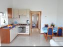 Apartementen Zdravko: A1(2+2), A2(2+2) Fazana - Istrië  - Appartement - A2(2+2): keuken en eetkamer