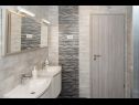 Apartementen Roma - with terrace : A1(4) Fazana - Istrië  - Appartement - A1(4): badkamer met toilet