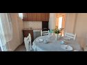 Apartementen Nadica - close to center A1(4) Fazana - Istrië  - Appartement - A1(4): keuken en eetkamer
