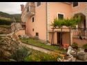 Apartementen Rar - with nice garden: Ana (6+2) Koromacno - Istrië  - huis