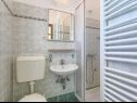 Apartementen Mimi - with swimming pool A1 Jasen(2+2), A2 Ulika(4+1) , A4 Christa(4+1)  Krnica - Istrië  - Appartement - A2 Ulika(4+1) : badkamer met toilet