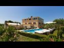 Vakantiehuizen Kova - private pool: H(8+2) Liznjan - Istrië  - Kroatië  - zwembad (huis en omgeving)