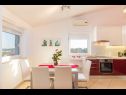 Apartementen Robi 1 - sea view: A1 sea view(4+1) Liznjan - Istrië  - Appartement - A1 sea view(4+1): keuken en eetkamer