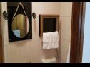 Apartementen en kamers Perstel - with parking : A3(2), A4(2), R1(2) Marcana - Istrië  - Appartement - A3(2): badkamer met toilet