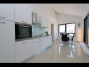 Apartementen Daci - with pool: A1(4) Medulin - Istrië  - Appartement - A1(4): keuken en eetkamer
