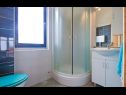 Apartementen Svjetlana SA1(2+1), SA2(2+1), SA3(2) Pula - Istrië  - Studio-appartment - SA2(2+1): badkamer met toilet