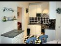 Apartementen Martin - modern: A2(4), A3(4), A4(4) Rovinjsko Selo (Rovinj) - Istrië  - Appartement - A2(4): keuken en eetkamer