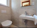 Apartementen Fab - spacious terrace: A1(5+1) Punat - Eiland Krk  - Appartement - A1(5+1): toilet