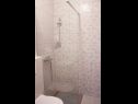 Apartementen Ante - seaview A1(5), SA2(3), SA3(2+1) Brela - Riviera Makarska  - Appartement - A1(5): badkamer met toilet
