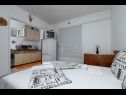 Apartementen Vlatko - affordable & cosy: SA1(4), SA2(2+2), SA3(2+2) Krvavica - Riviera Makarska  - Studio-appartment - SA1(4): slaapkamer
