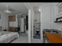 Apartementen Vlatko - affordable & cosy: SA1(4), SA2(2+2), SA3(2+2) Krvavica - Riviera Makarska  - Studio-appartment - SA1(4): keuken