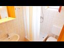 Apartementen Bor - with great view: A1(4+2)Garbin, SA2(2)Levant Makarska - Riviera Makarska  - Studio-appartment - SA2(2)Levant: badkamer met toilet