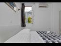 Apartementen Petar - 200 m from beach: A1(4) Makarska - Riviera Makarska  - Appartement - A1(4): slaapkamer