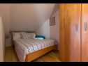 Apartementen Duki - sea view: A1(4+1), A2(3+2) Makarska - Riviera Makarska  - Appartement - A1(4+1): slaapkamer