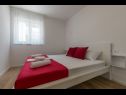 Apartementen Mario - with terace: A1(2+2), A2(4), A3(2+2) Makarska - Riviera Makarska  - Appartement - A3(2+2): slaapkamer