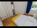 Apartementen Cobra - excellent location: A1(2+2), SA2(2+1), A4(4+2) Tucepi - Riviera Makarska  - Appartement - A1(2+2): slaapkamer