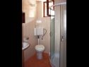 Apartementen Marija - 30m from the beach: A1(4+1), A2(4+1), A4(2+1) Murter - Eiland Murter  - Appartement - A1(4+1): badkamer met toilet