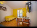 Apartementen Saga 2 - with swimming pool A6(4+1), A7 (2+2), A8 (4+1) Lokva Rogoznica - Riviera Omis  - Appartement - A7 (2+2): woonkamer