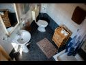 Apartementen Ozren - amazing sea view: A1(7+1), A2(4+1) Omis - Riviera Omis  - Appartement - A1(7+1): badkamer met toilet