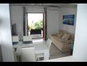 Apartementen Sima - comfortable family apartments A1 Šima(4+2) Omis - Riviera Omis  - Appartement - A1 Šima(4+2): woonkamer