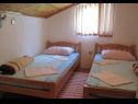 Apartementen Šera - 50 m from beach: A1(4), A2(4), A3(2+2) Pisak - Riviera Omis  - Appartement - A3(2+2): slaapkamer
