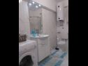 Apartementen Jugana - with pool : A1 donji(4), A2 gornji(4) Sumpetar - Riviera Omis  - Appartement - A1 donji(4): badkamer met toilet