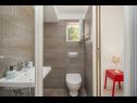 Vakantiehuizen Joanna - with pool: H(10+1) Tugare - Riviera Omis  - Kroatië  - H(10+1): badkamer met toilet