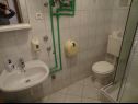 Apartementen Don - 90m from the sea: A4(5), SA1 2S(2), SA2 2R(2) Dinjiska - Eiland Pag  - Studio-appartment - SA1 2S(2): badkamer met toilet